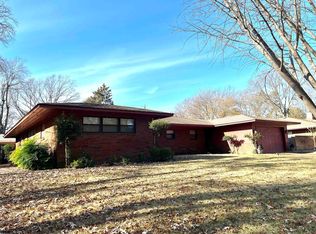 329 Pidgeon Rd, Memphis, TN 38117