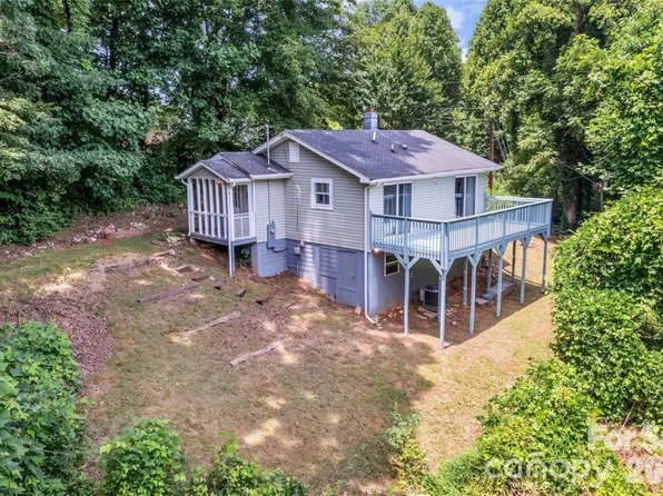 83 E View St, Marion, NC 28752