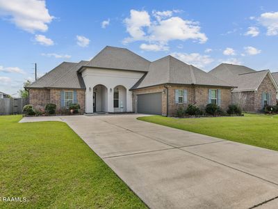101 Marigold Ln, Maurice, LA, 70555