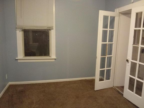 4th image of 2616 Michigan Ave #2F