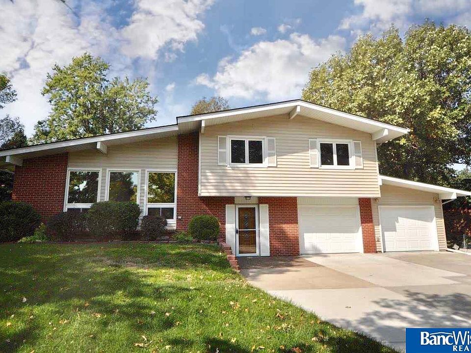 1st image of 4011 N 15th St