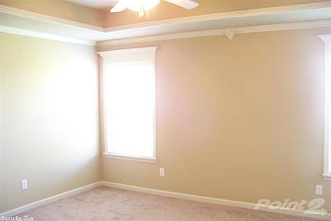 5th image of 1401 Myrna Ln