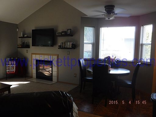 4th image of 7337 Morning View Ave NE