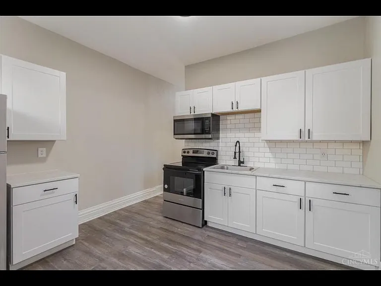 852 Windham Ave #1 — Photo 1