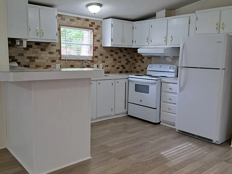 8257 Grygor Dr — Photo 5