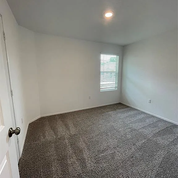10717 Steinbeck Dr — Photo 11