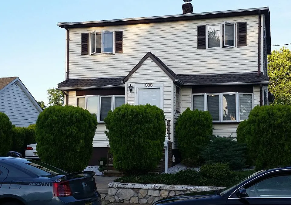 308 N 9th Ave #2