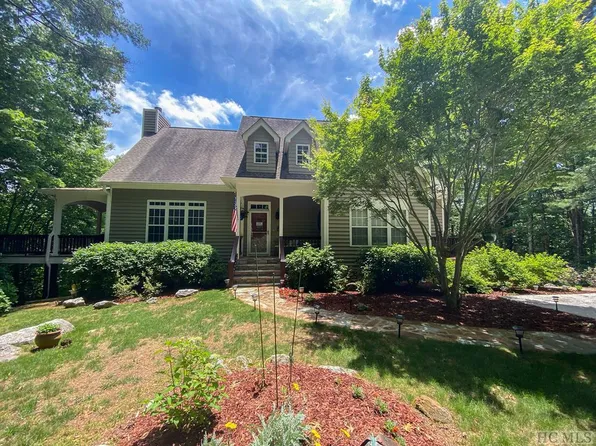 1193 Sky High Drive, Sky Valley, GA 30537