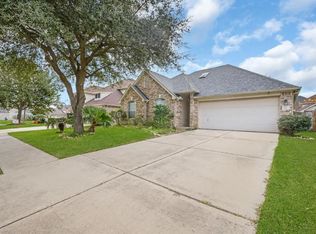5523 Linden Chase Ln, Houston, TX 77066