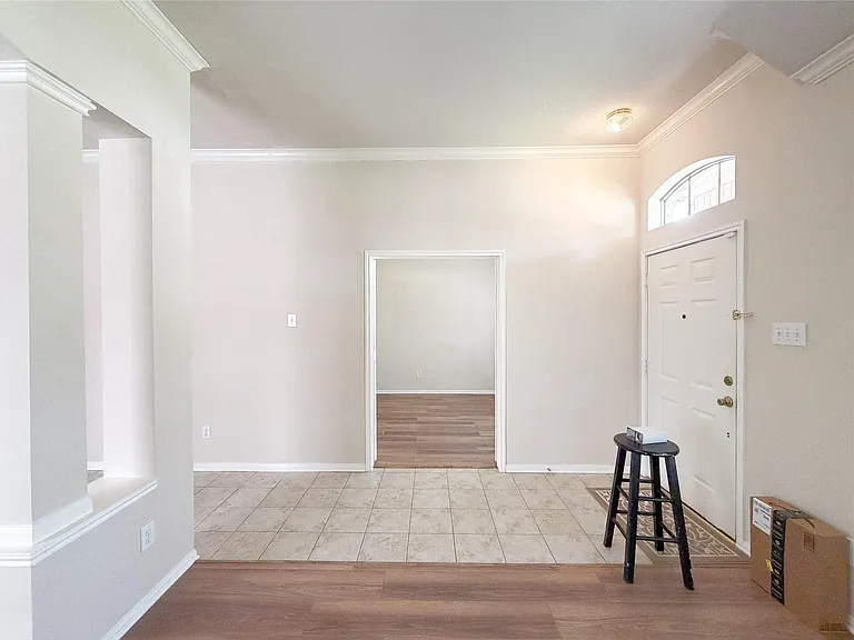 2131 Scenic Hollow Ct — Photo 6