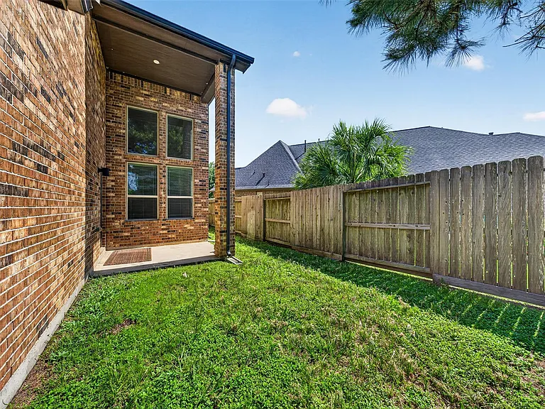 29122 Parker Trace Dr — Photo 40