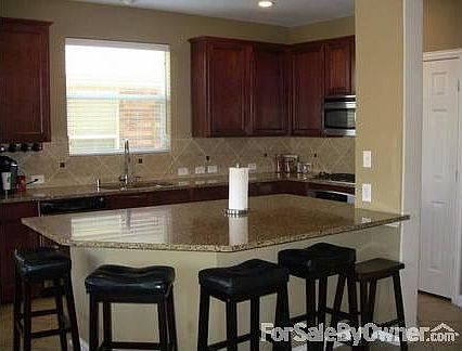 2nd image of 1932 Highland Oaks Dr