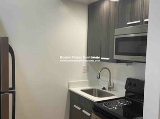 379 Commonwealth Ave APT 8E, Boston, MA 02115