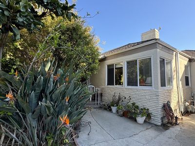 1742 Preuss Rd, Los Angeles, CA, 90035