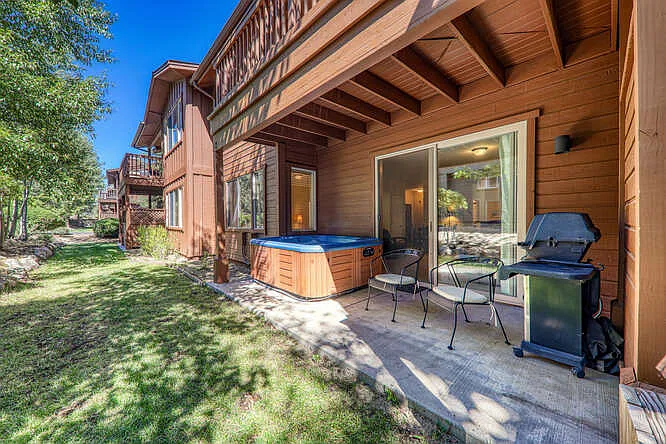 2 bed, 1210 sqft, $5,500 — Photo 3