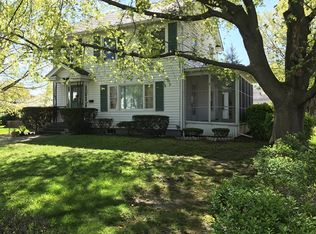 207 7th St, Watkins Glen, NY 14891