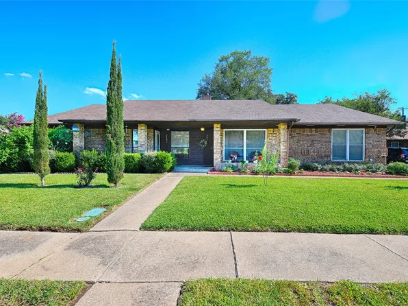2601 Dalewood Ct, Bedford, TX 76022