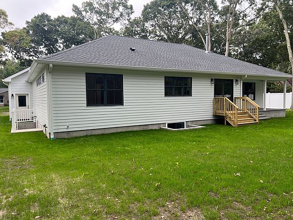 3rd image of 18 Daly Ct