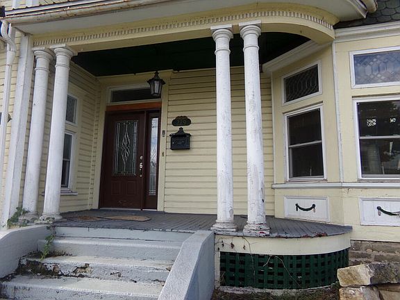 2nd image of 229 Meyers Ave