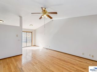 2418 N Ridgewood Ct, Wichita, KS 67220