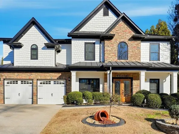7108 Roselake Cir, Douglasville, GA 30134