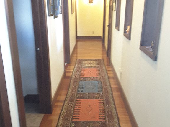 Hall to Bedrooms
