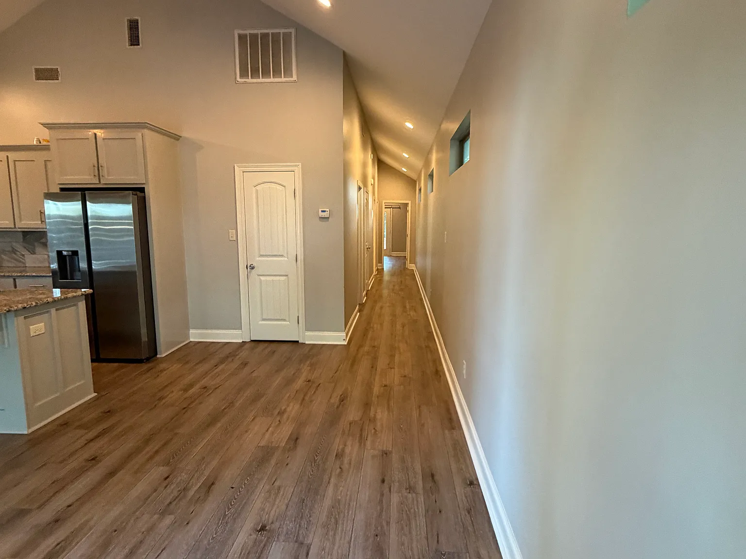 3 bed, 1450 sqft, $1,700 — Photo 4