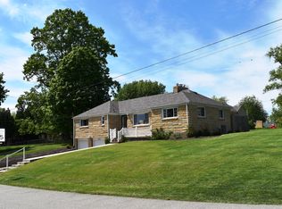 6025 Heberton Dr, Verona, PA 15147