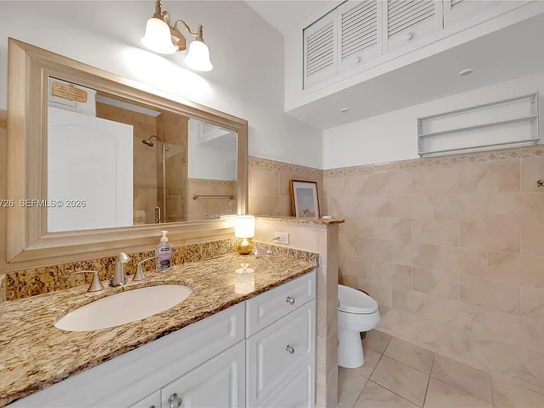 16220 SW 101st Ter — Photo 19