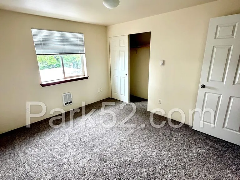 17702 85th Avenue Ct E #C — Photo 9