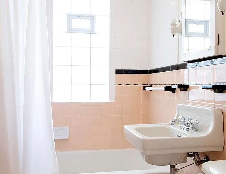 Main floor bath