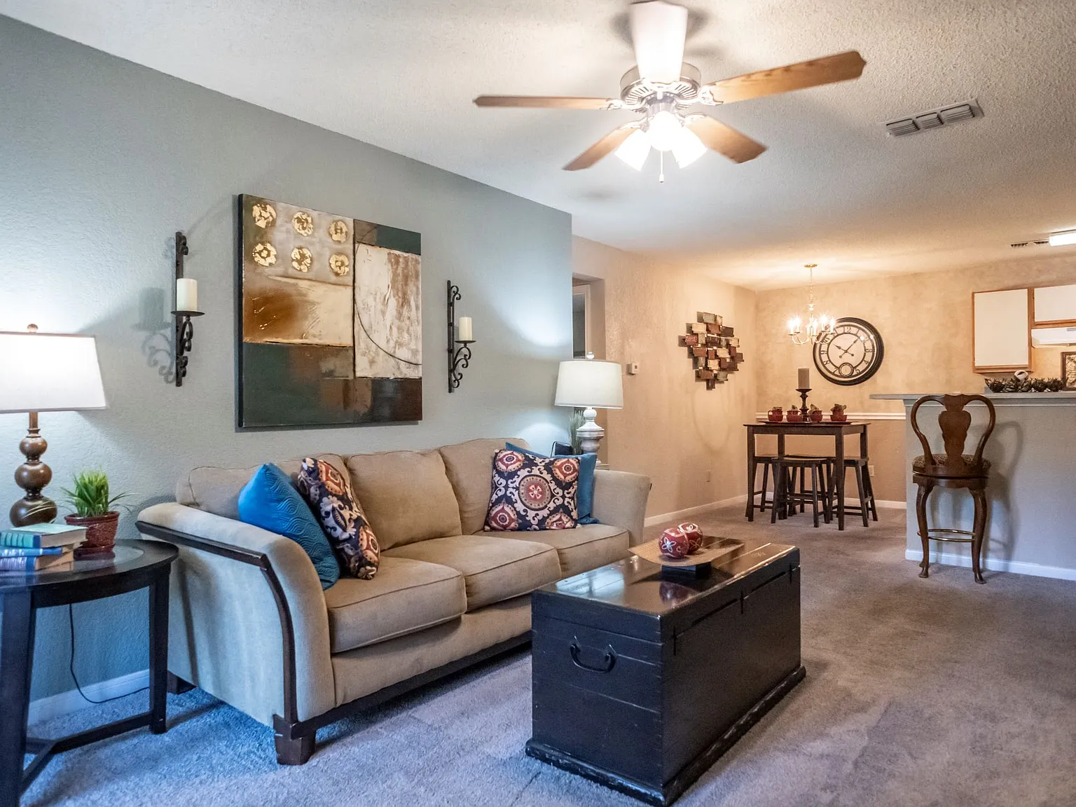 The Summit Apartments — Photo 3