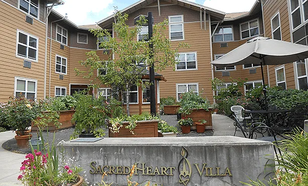Sacred Heart Villa — Photo 1