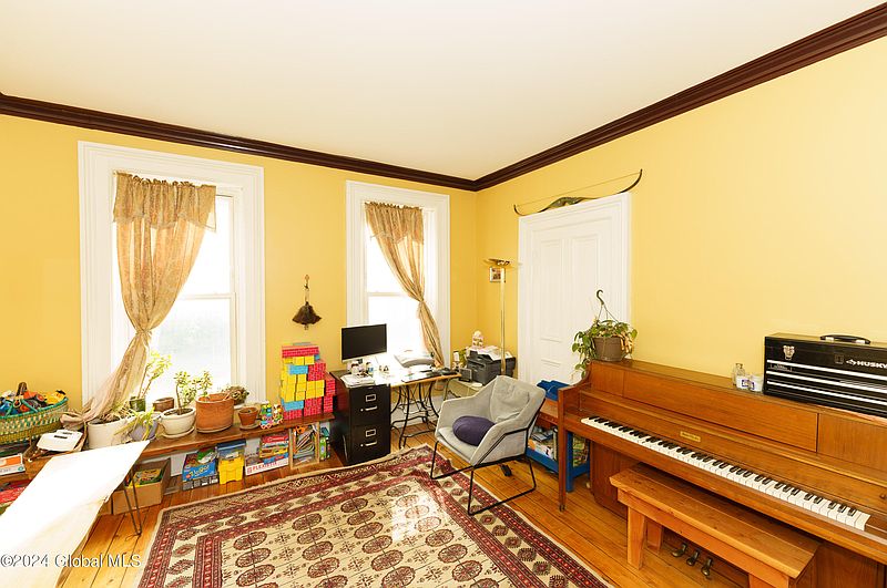 5th image of 363 3rd Street