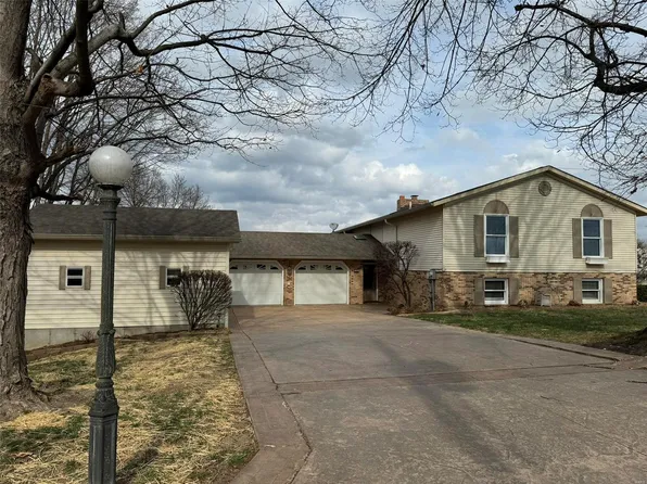 814 Missouri Ave, Washington, MO 63090