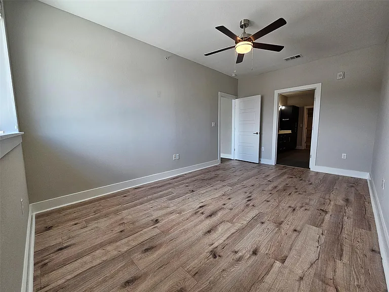 3114 S Congress Ave #302 — Photo 15