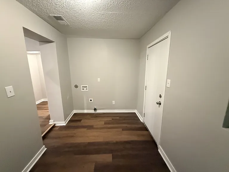 540 Harahan Rd — Photo 18