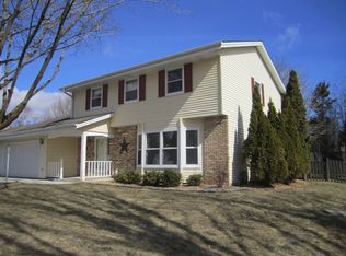 1776 Linden St, Grafton, WI 53024