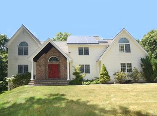 51 Indian Wells Rd, Brewster, NY 10509