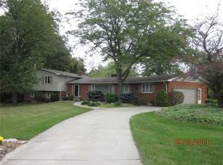 229 Riverdale Dr, Defiance, OH 43512
