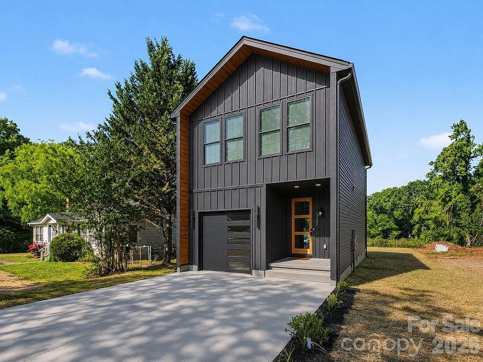 1st image of 587 Central Dr NW