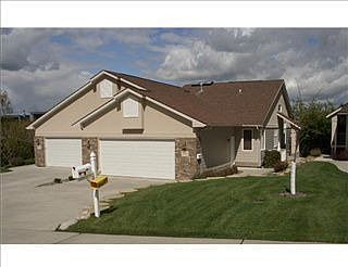 1st image of 3527 Briarwood Blvd