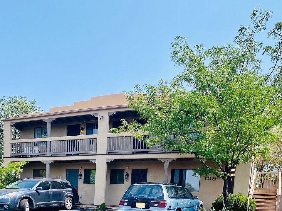 1st image of 109 S Saint Francis Dr