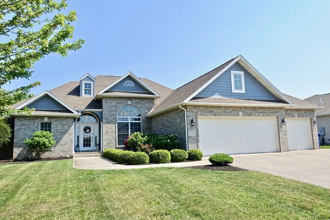 7904 W Lansfaire Dr photo 1