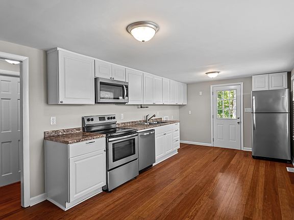 4th image of 1032 Rawl Rd