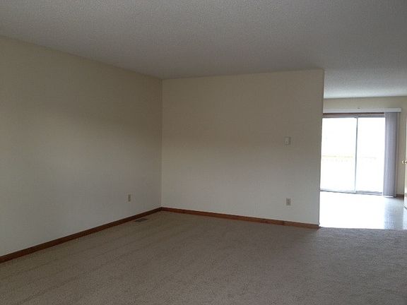 2nd image of 13130 Richland Ave