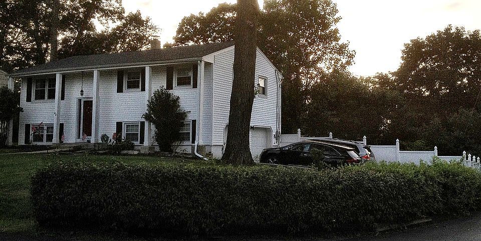2nd image of 42 Musconetcong Ave