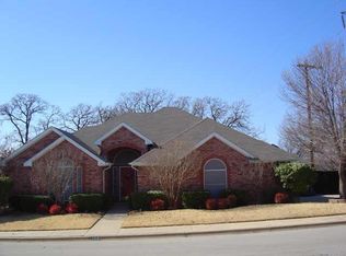 2905 Tanya Ct, Bedford, TX 76021