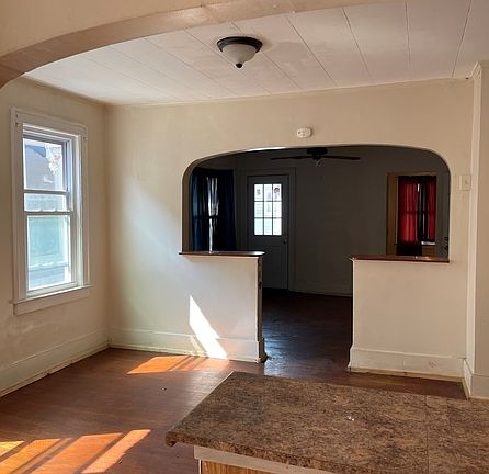 5th image of 606 Burnet Ave