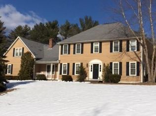 4 Holly Tree Dr, Kingston, MA 02364